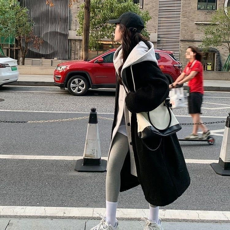 Women's Elegant Long Hooded Winter Jacket Warm Fabric 3