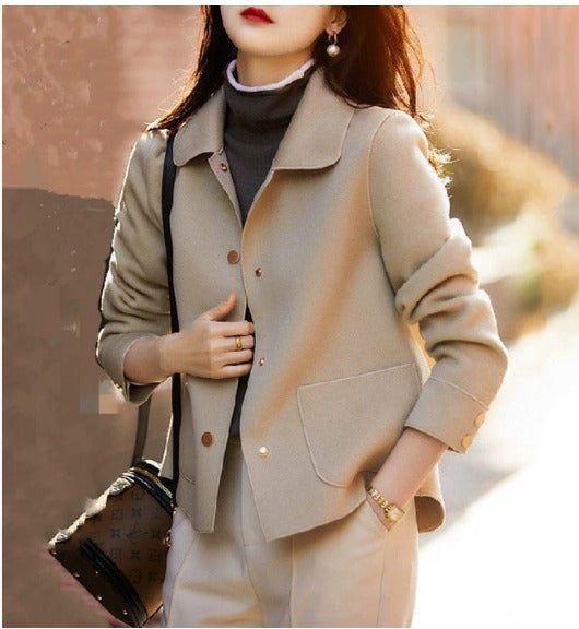 Women's Insulated Winter Jacket with Button Fastening High-Quality Fabric 0