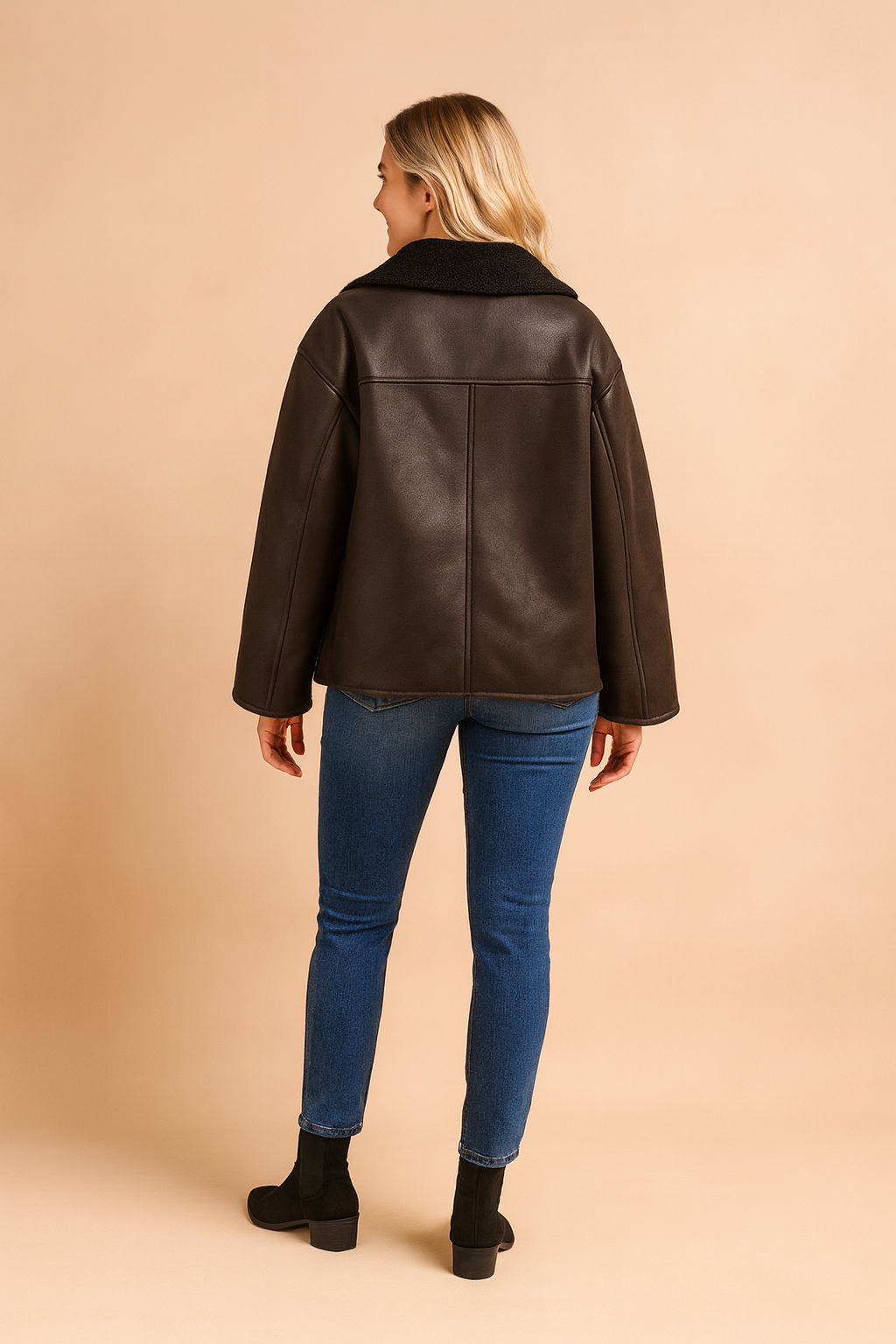 Women's Stylish Winter Jacket Lightweight Warmth Fabric Blend 1